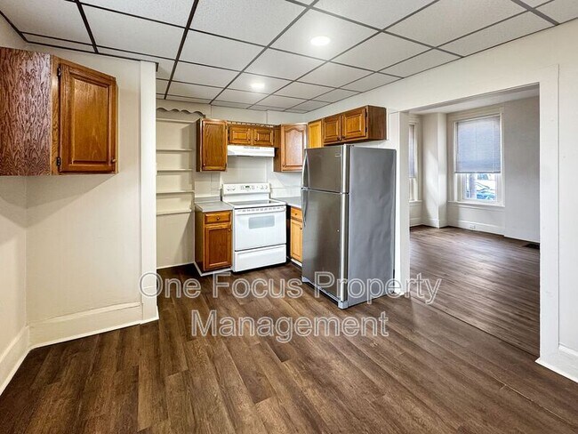 Foto del edificio - 108 N Broad St