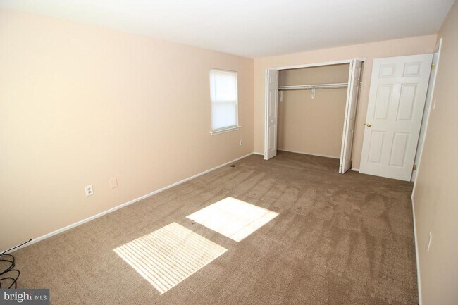 Foto del edificio - 13053 Blakeslee Dr