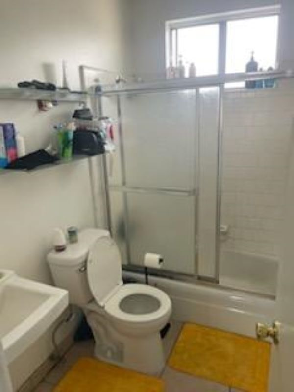 Bathroom - 1814 S Ridgeley Dr
