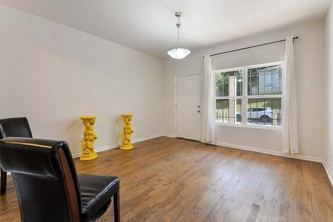 Foto del edificio - 1099 Smith St SW
