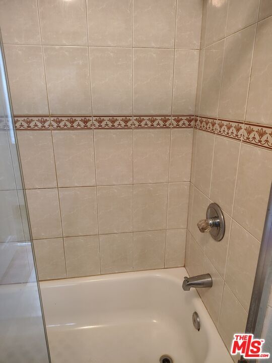 Foto del edificio - 10516 Avalon Blvd