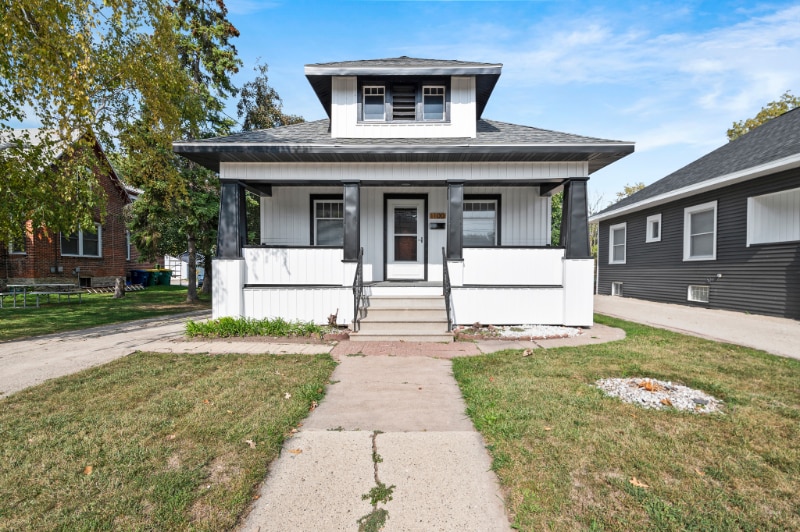 1100 Shawano Ave, Green Bay, WI 54303 House Rental in Green Bay, WI
