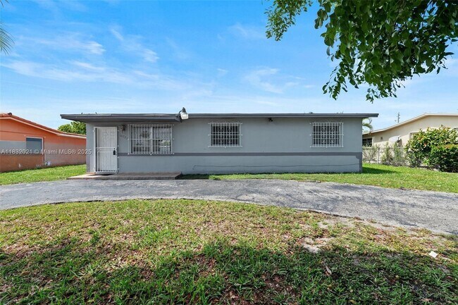 Building Photo - 10721 SW 64th St
