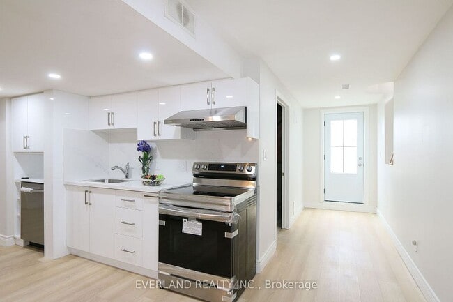 Photo du bâtiment - 38 Kimberly Crt