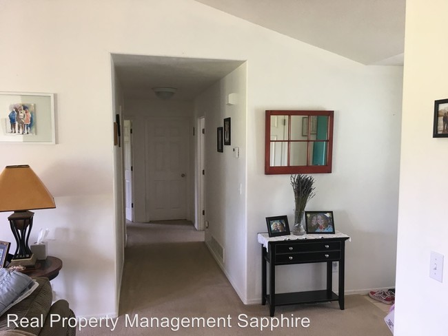 Foto del edificio - 3 br, 2 bath House - 504 Central Ave