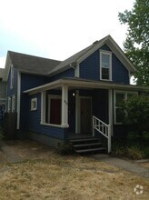 Building Photo - 608 E 15th Alley