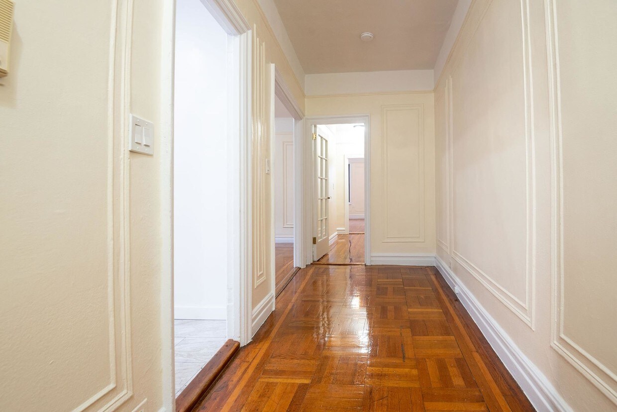 95 Cabrini Blvd Unit 4D, New York, NY 10033 Apartment for Rent in