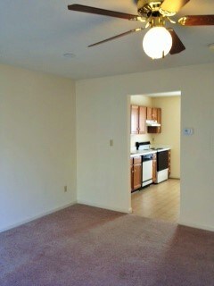Building Photo - 410 Alta Ln