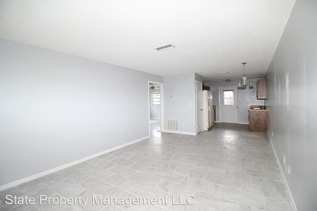 Building Photo - 12124 SE 53rd Terrace Rd