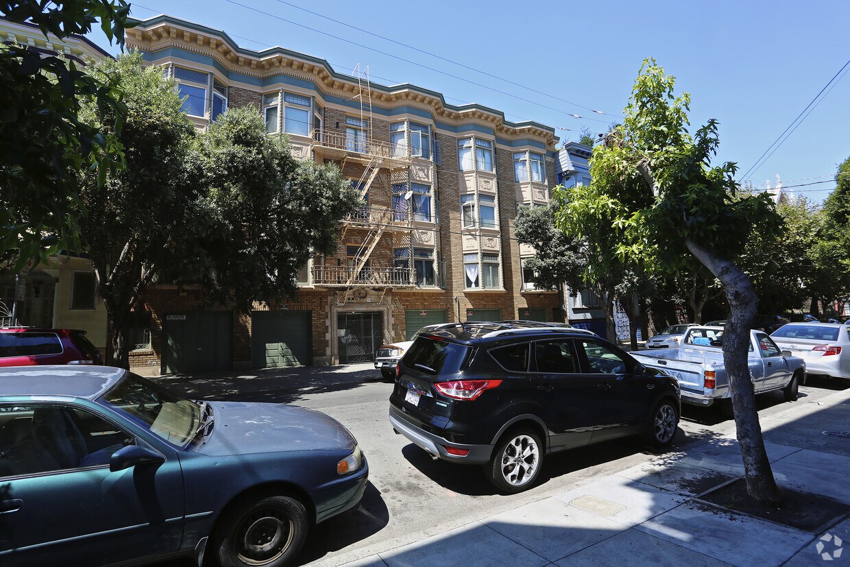Primary Photo - 140 Julian Ave