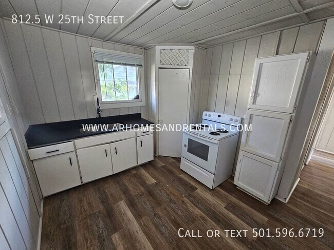 Foto del edificio - 812.5 W 25th St