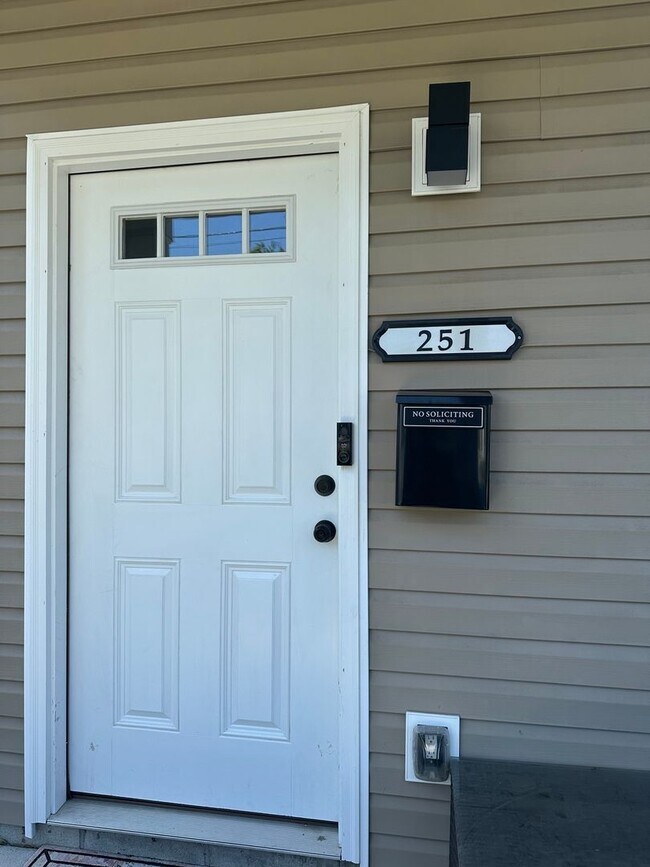 Foto del edificio - 251 Chapel St