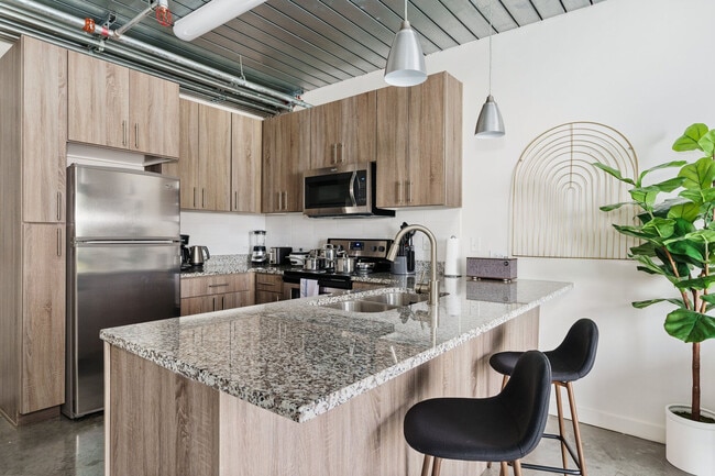 Mid Main apartments — community photo - Mid Main