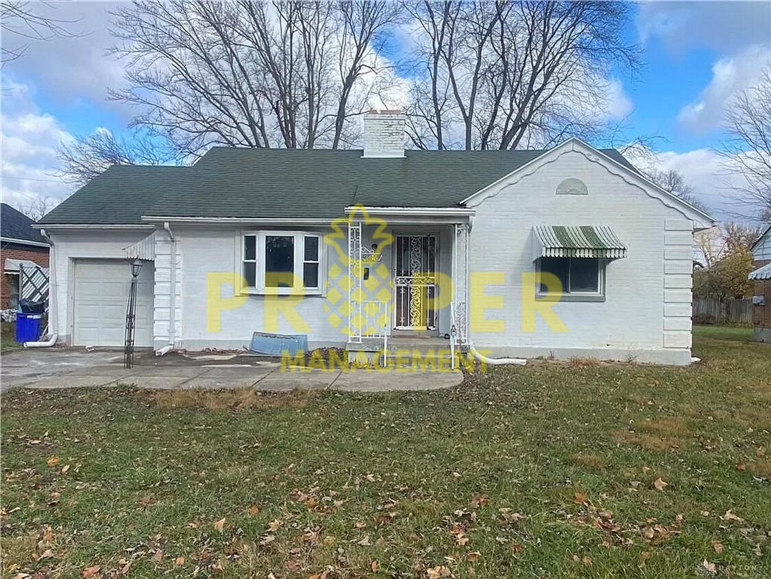 Foto principal - 2 bedrooms 1 bathroom house