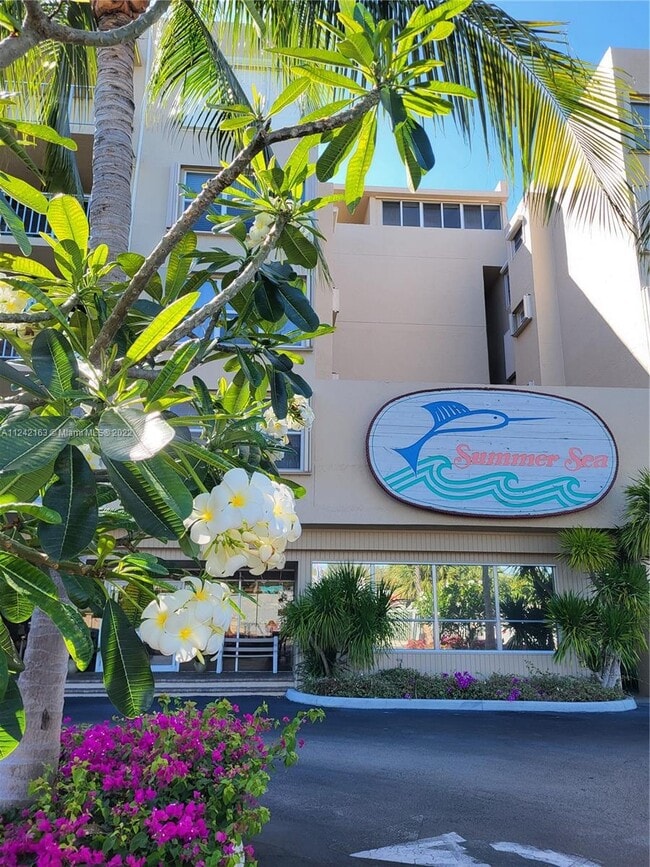 88500 Overseas Hwy Unit 301, Tavernier, FL 33070 Apartment for Rent