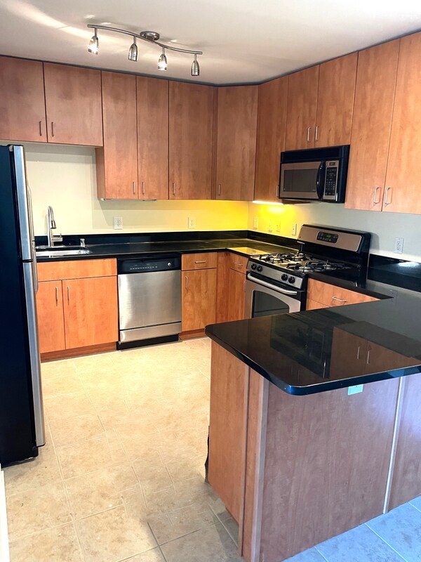Foto del edificio - 1142 Cove Rd