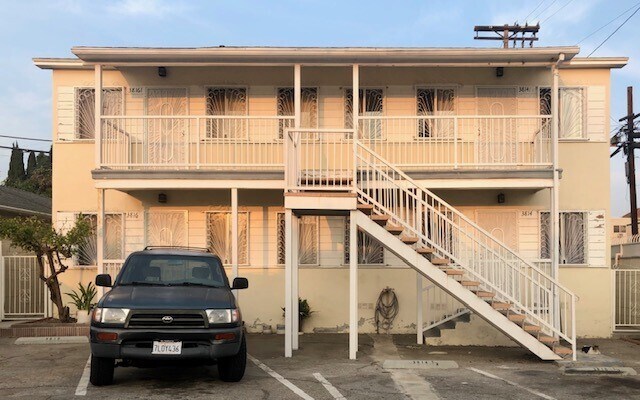 Primary Photo - 3814 Portola Ave
