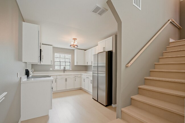 Foto del edificio - 512 Mason Ave