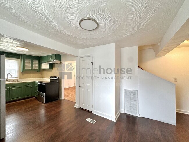 Foto del edificio - 3428 Thomas St