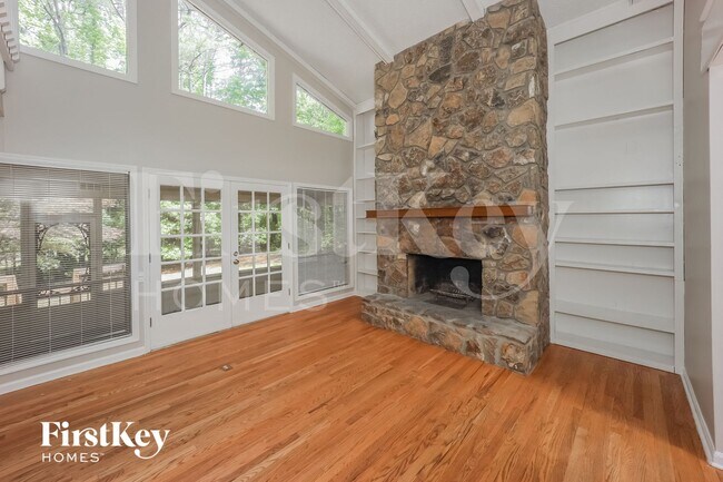 Foto del edificio - 815 San Remo Ct