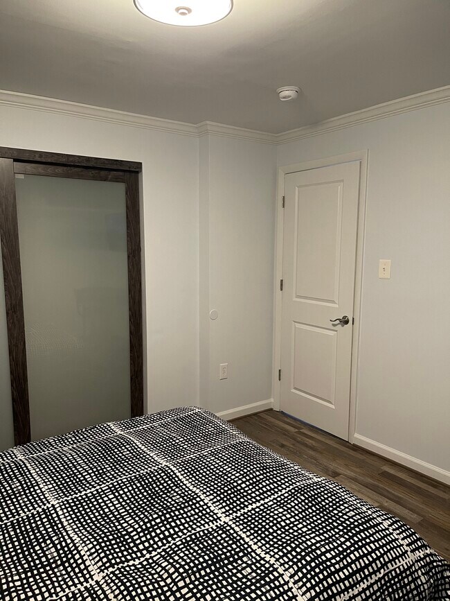 Foto del edificio - 1804 N George Mason Dr