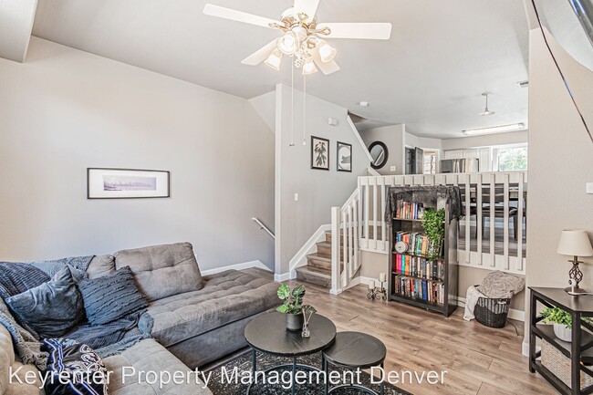 Building Photo - 2 br, 2.5 bath House - 8199 Welby Rd 4201