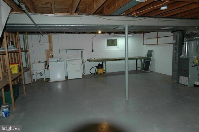 Building Photo - 5310 Oldcastle Ln