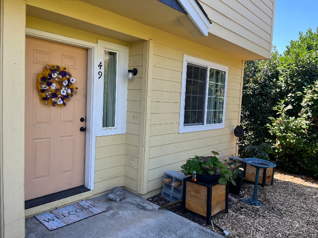 Building Photo - 2030 Brookhurst St