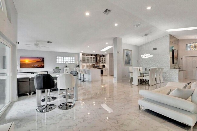 Foto del edificio - 9601 Harbour Lake Cir
