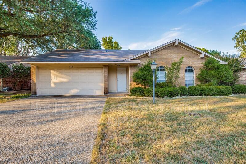 3319 Oriole Ln, Denton, TX 76209 House Rental in Denton, TX