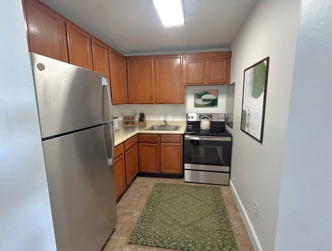 Building Photo - Brent Place