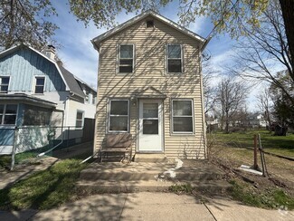 Building Photo - 912 W Ganson St