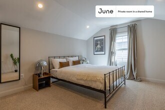 Building Photo - Room in Shared 5 bed/3 bath home