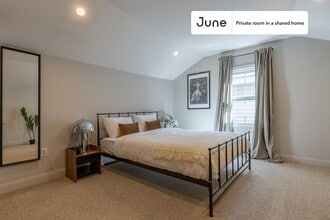 Building Photo - Room in Shared 5 bed/3 bath home