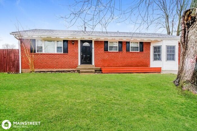 Building Photo - 9903 Daniel Dr, Louisville, KY 40118