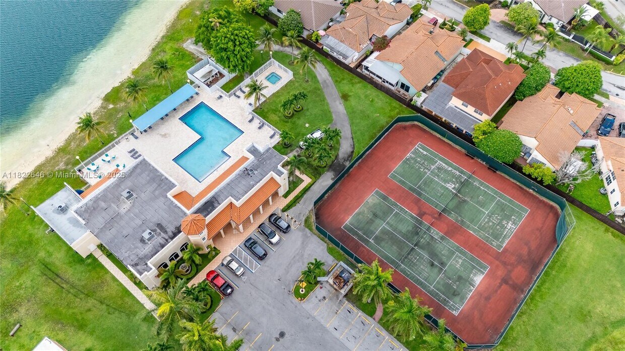 Foto principal - 12521 NW 11th Ln