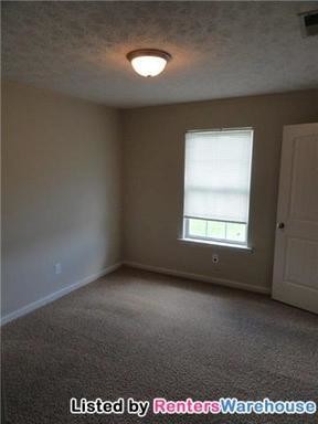 Building Photo - Nice 3Br/2Bth home in Shelbyville