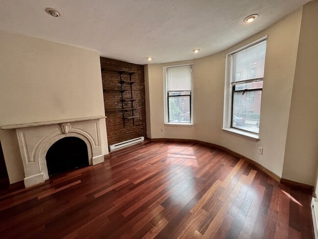 Building Photo - 88 E Brookline St