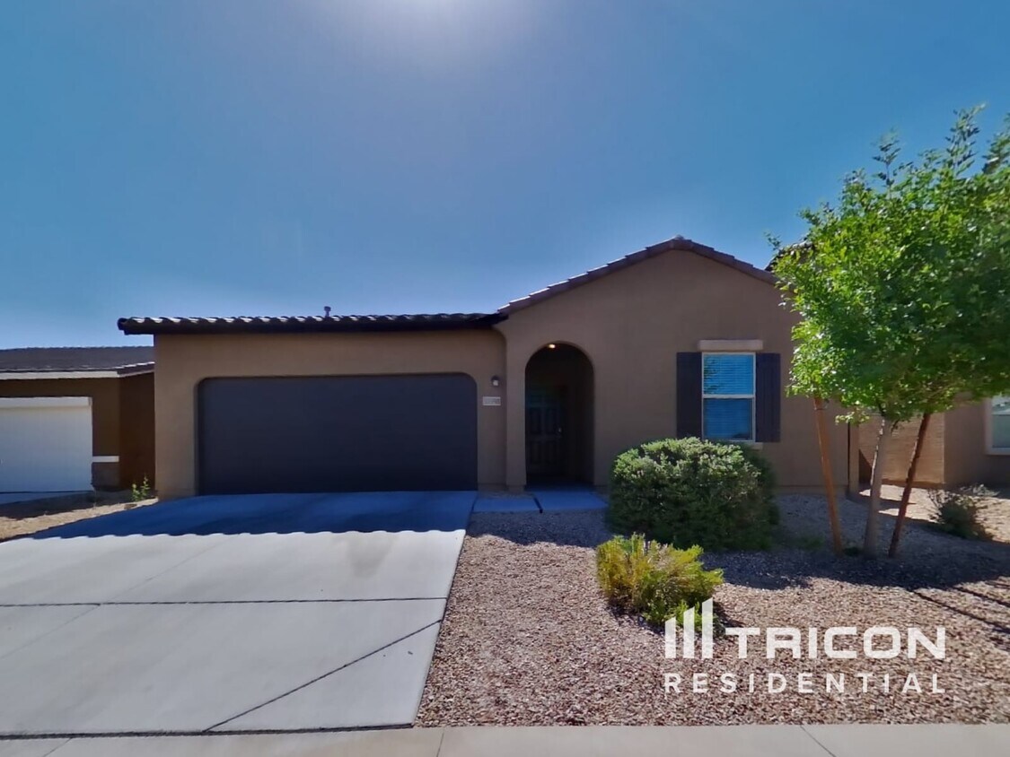 Foto principal - 33598 N Draba Ln