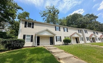 Building Photo - 645 South St