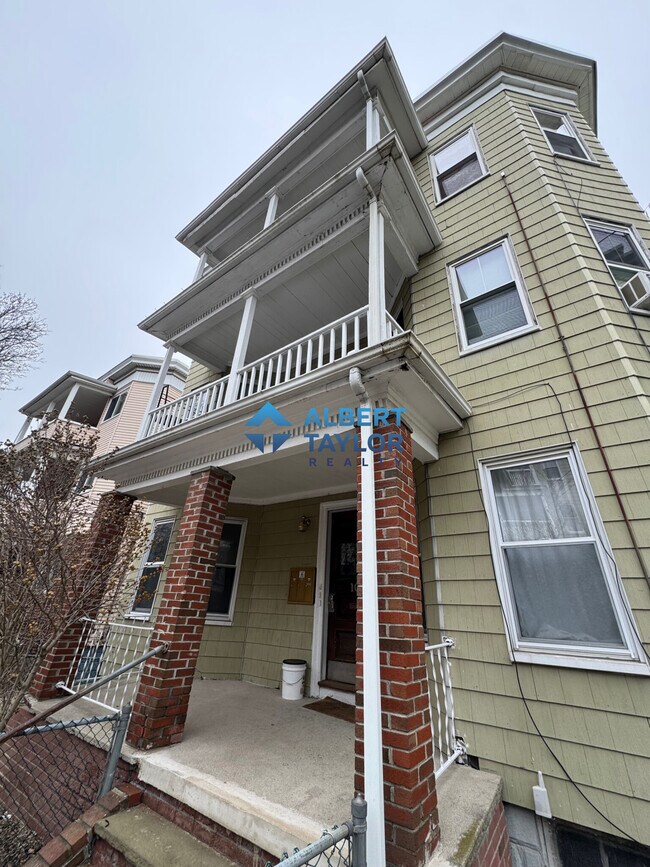 Foto del edificio - 101 Heath St