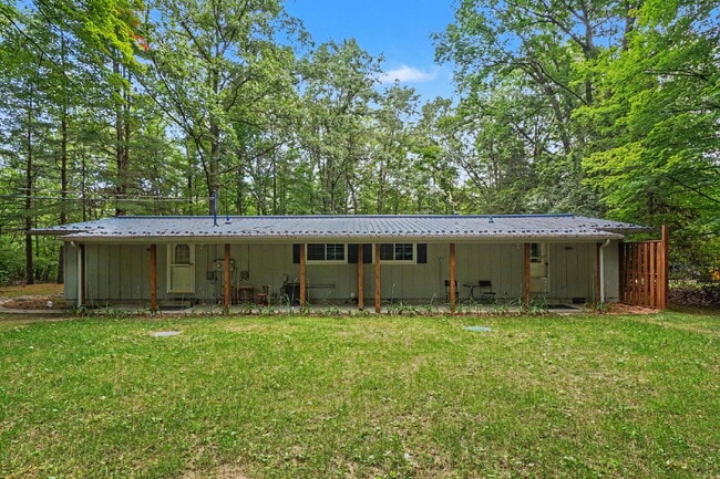 Building Photo - Peaceful Country Living | Spacious 3-Bed, 2-Bath Duplex $1600/month