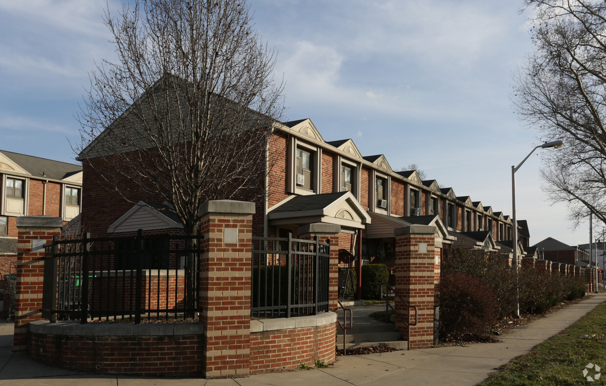 Building Photo - MW Smith Homes