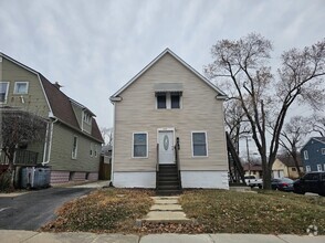 Building Photo - 1700 Euclid Ave