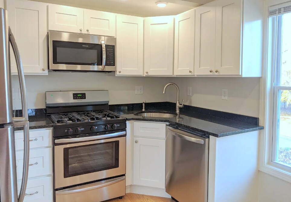 Foto principal - 44 Cogswell Ave