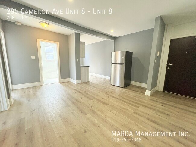 Photo du bâtiment - MODERN 2-BEDROOM/1BATH APARTMENT IN PRIME LOCATION + HYDRO