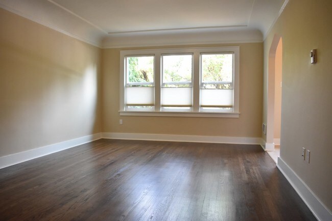 Building Photo - Apartment in Capitol Hill