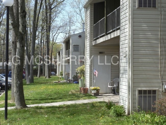 Building Photo - One Bedroom at Nolan Park