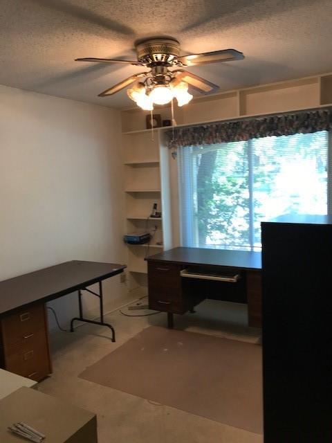 Building Photo - 8727 Tallwood Dr