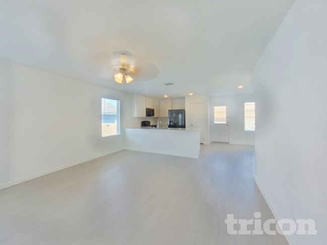 Building Photo - 10704 Dusty Rnch Rd